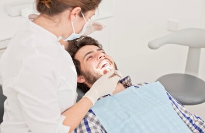A man at his preventativ dentistry appointment
